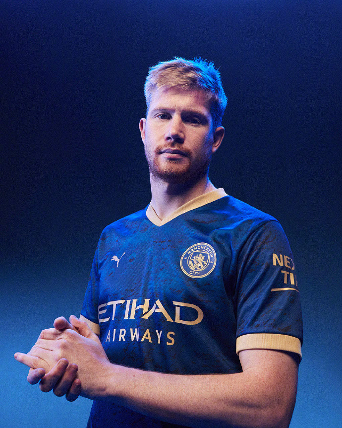 阿根廷电视台报道养老金诈骗案，加斯佩里尼意外成为乌龙主角