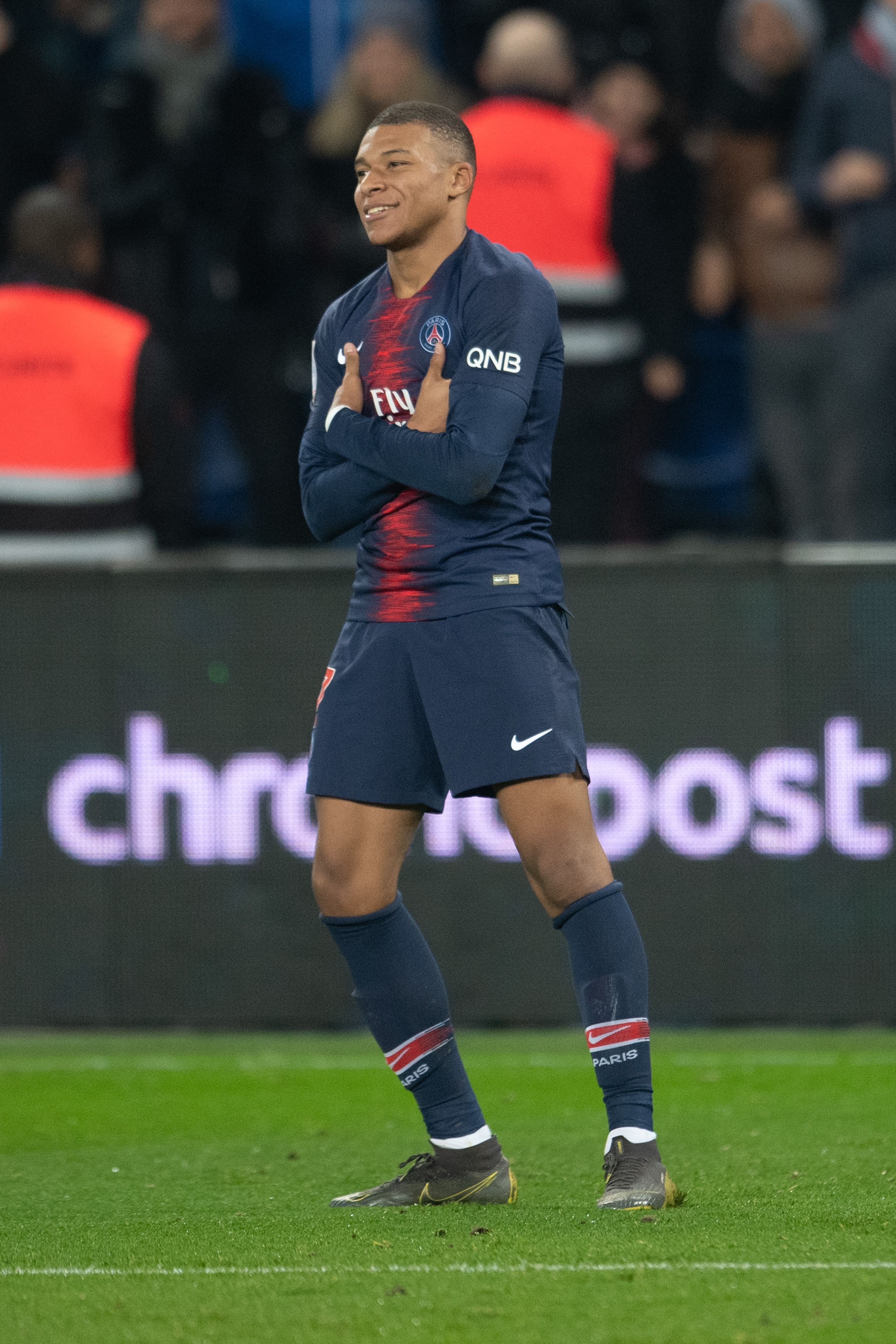 若有所指？道格拉斯-路易斯在社交媒体发文：愿上帝宽恕坏人