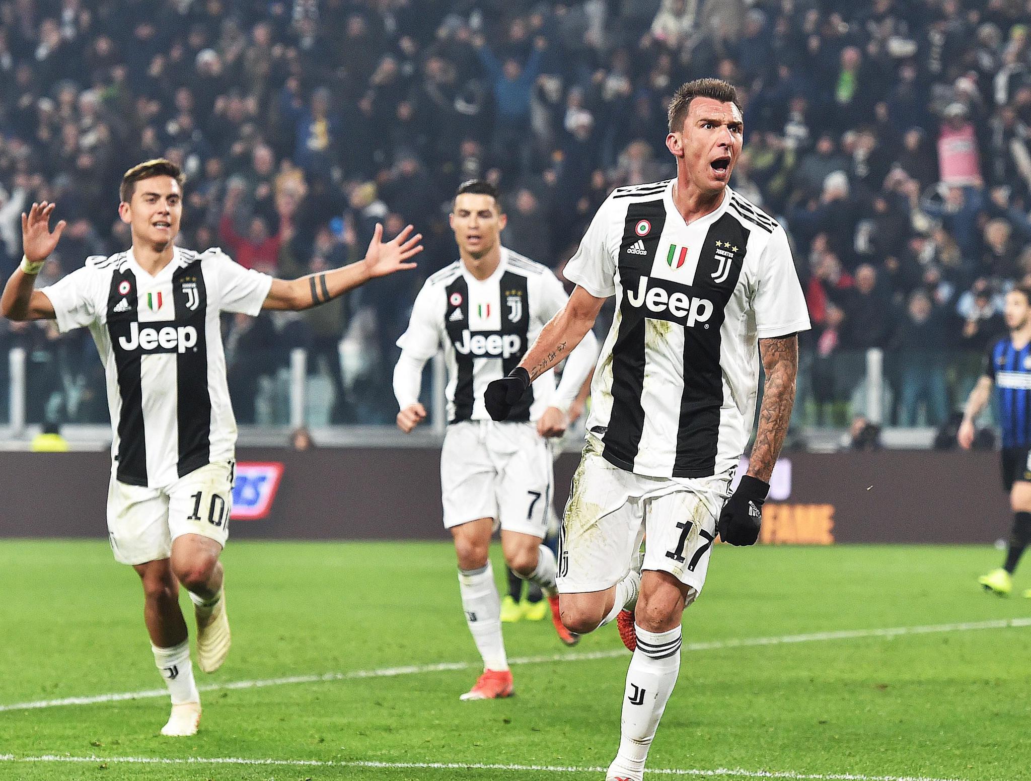 B席48次英超助攻超越阿圭罗，曼城队史仅次于丁丁和D席