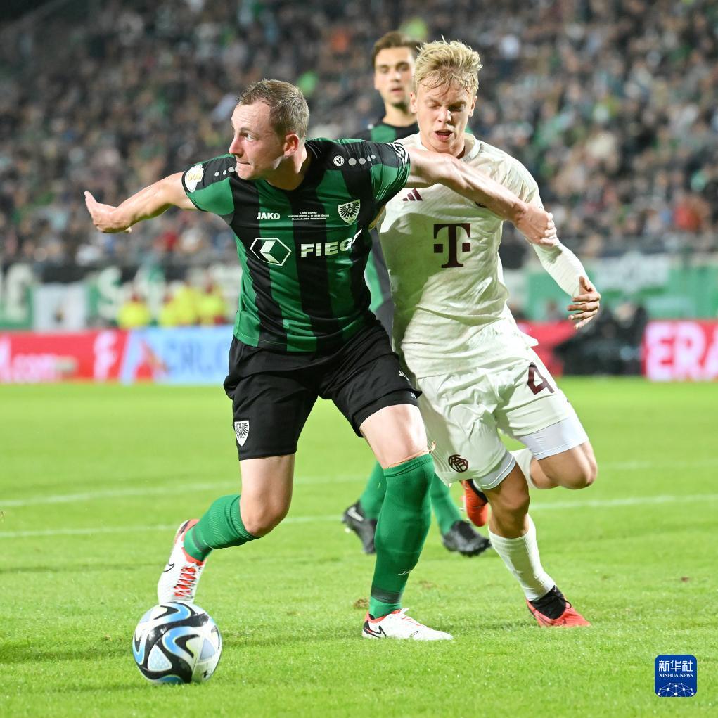 路易斯-迪亚斯导致阿什拉夫受伤，摩洛哥记者：你是个罪犯