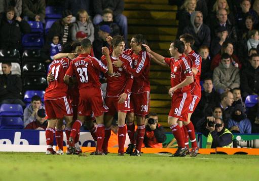 WAZ评沙尔克球员表现：两边翼卫灾难发挥，卡里乌斯超神